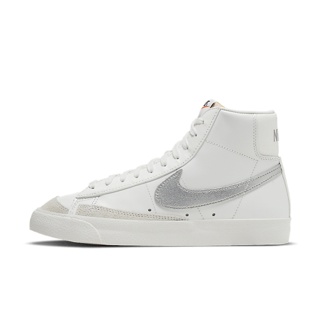 Nike Blazer Mid '77 Summit White Silver (W) CZ1055-112