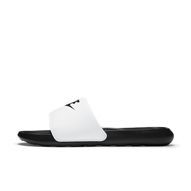 Nike Victori One CN9675-005