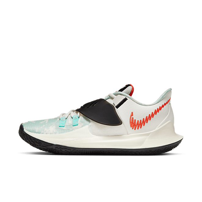 Kyrie Low 3 CJ1286-101