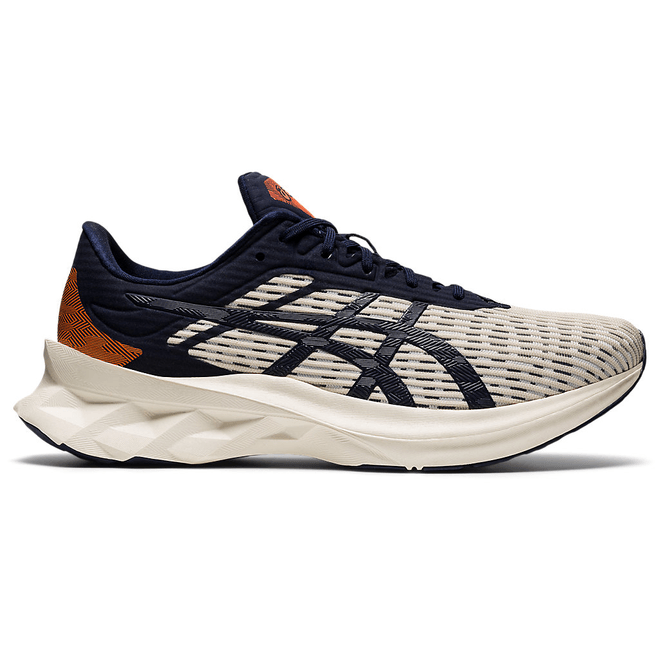 ASICS Novablast™ Cream 1201A065.100