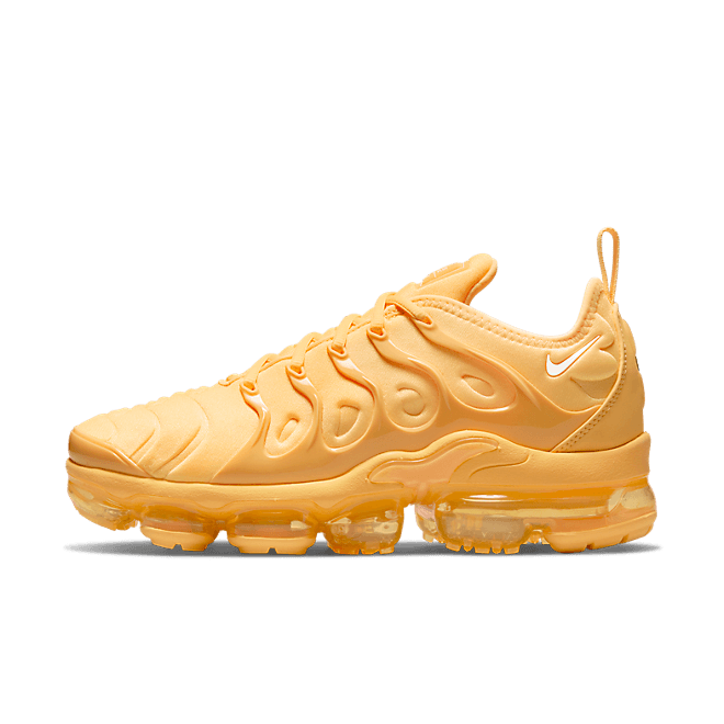 Nike Air VaporMax Plus Yolk DJ5993-800