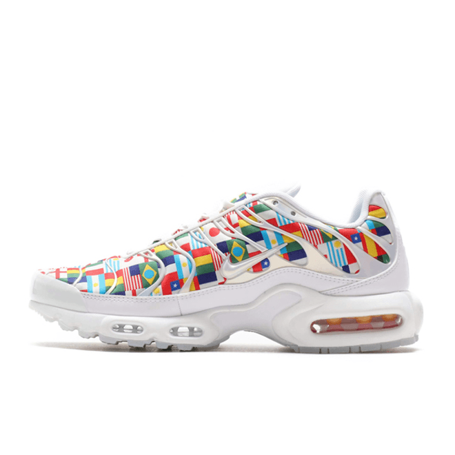 Nike Sportswear  Air Max Plus NIC QS AO5117-100