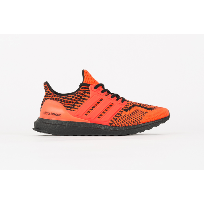adidas UltraBoost 5.0 DNA G54961