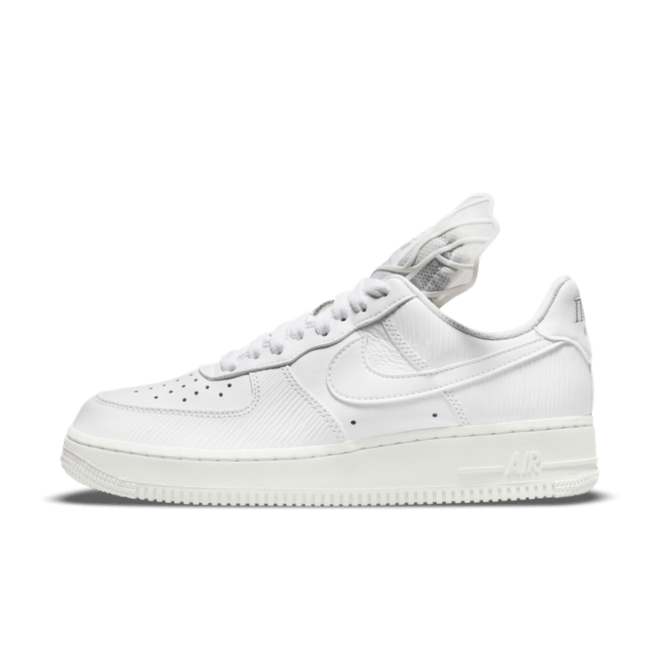 Nike Air Force 1 'Goddess of Victory' DM9461-100