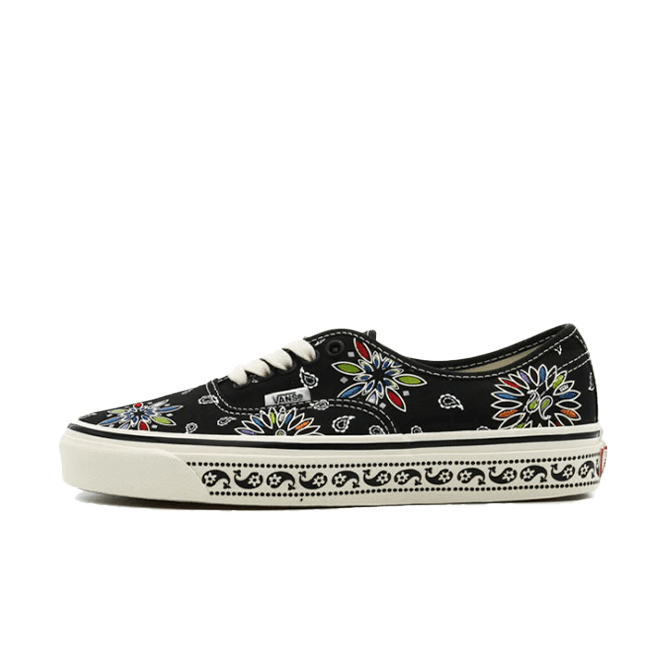 Vans Authentic 44 DX Paisley 'Black' VN0A54F29GG1