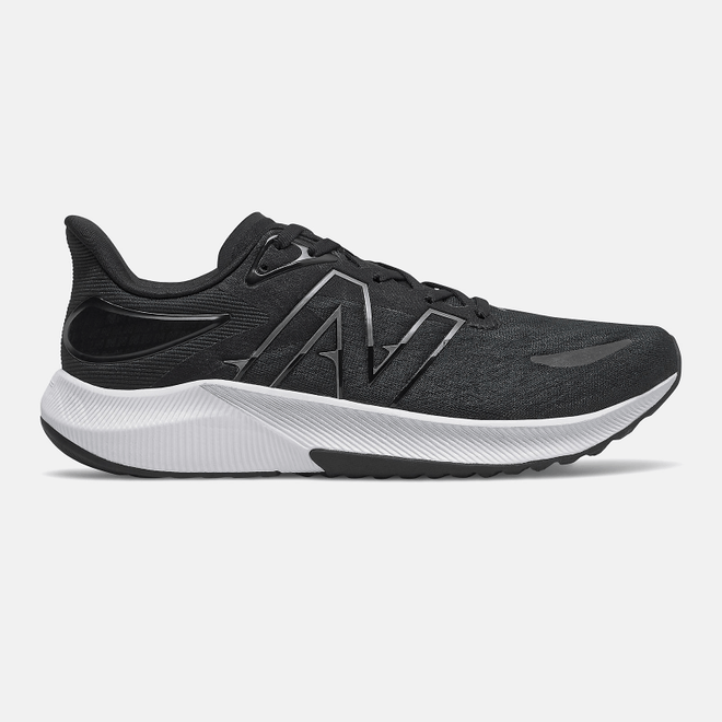 New Balance FuelCell Propel v3 - Black with White MFCPRLK3