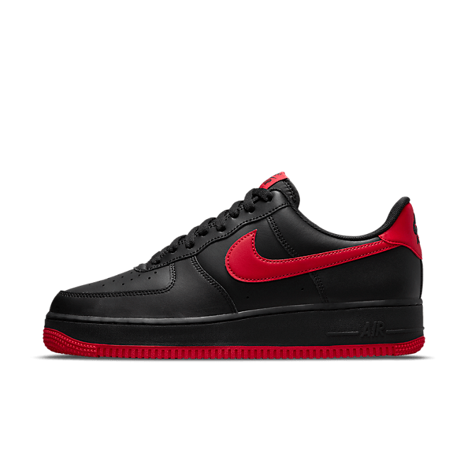Nike Air Force 1 Low Bred DC2911-001