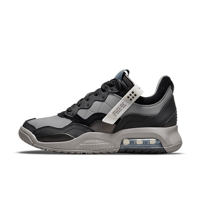 Jordan MA2 CV8122-003