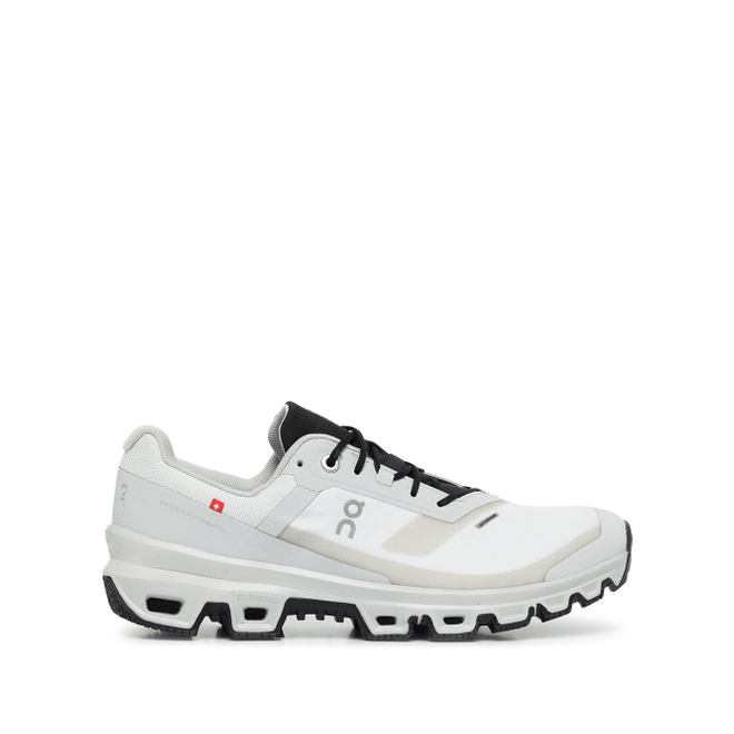 ON Running Cloudventure lace-up 3299247