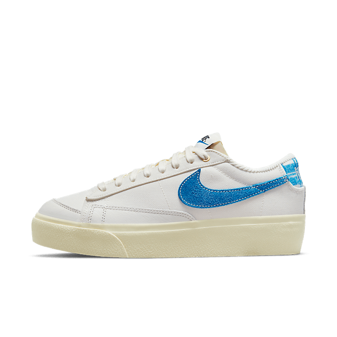 Nike Blazer Low Platform Sail Game Royal (W) DO2371-133
