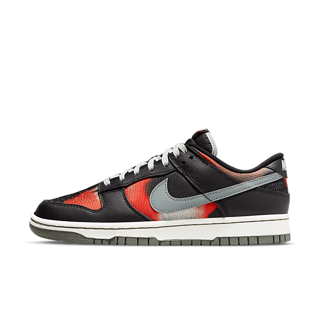 Nike Dunk Low Graffiti Black Red DM0108-001