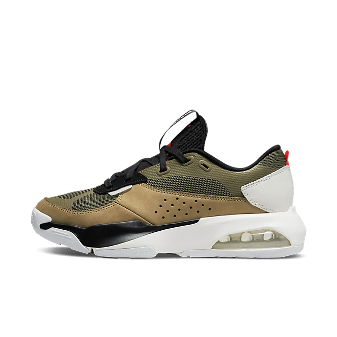 Jordan Air 200E DC9836-261