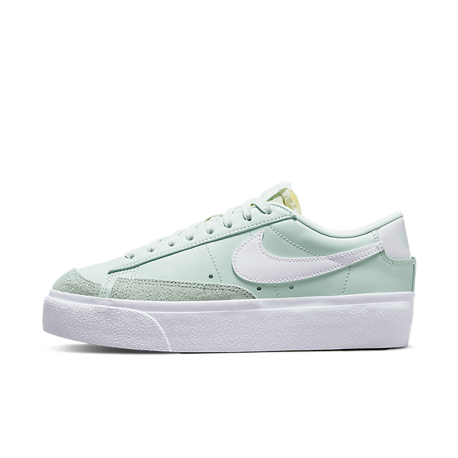 Nike Blazer Low Platform DJ0292-300