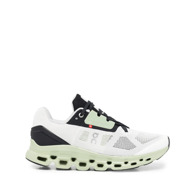 On Cloudstratus 39.98997