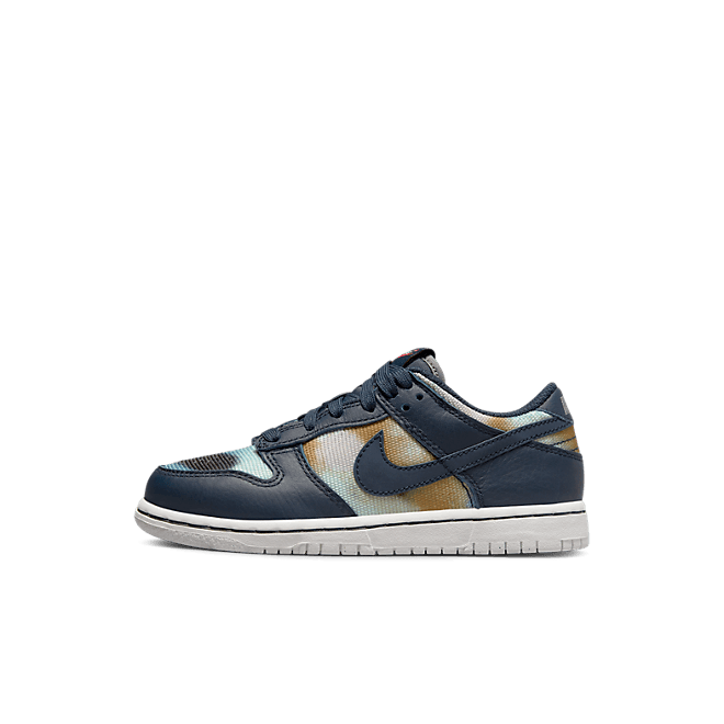 Nike Dunk Low  DM1052-400