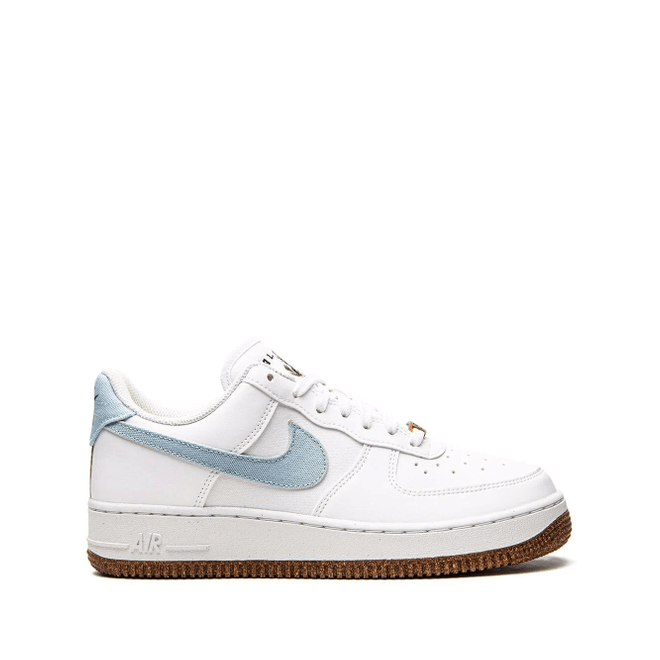 NIKE Air Force 1 '07 LV8 CZ0338