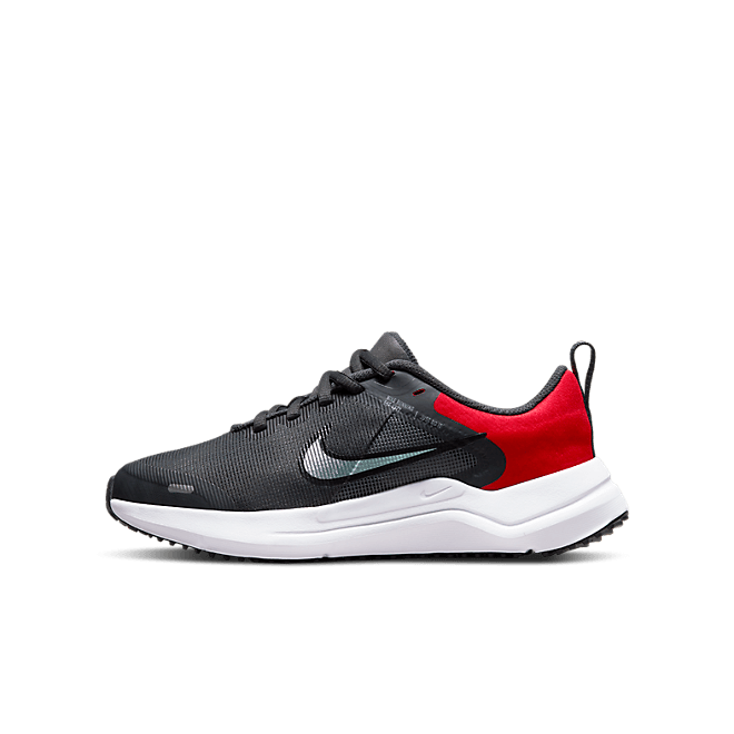 Nike Downshifter 12 (GS) | DM4194-001 | Sneakerjagers