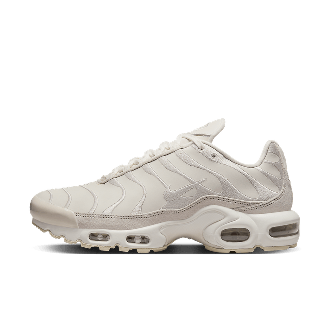Nike Air Max Plus PRM DZ2832-100