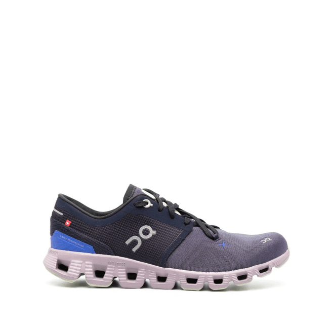 On Running Cloud 3  6098689