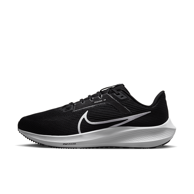 Nike Air Zoom Pegasus 40 Wide 'Black White' | DV7480-001 | Sneakerjagers