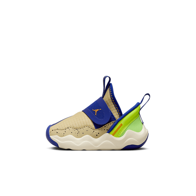 Jordan 23/7 SE DZ6331-700