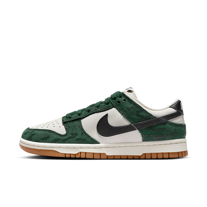 Nike Wmns Dunk Low 'Green Snake' FQ8893-397