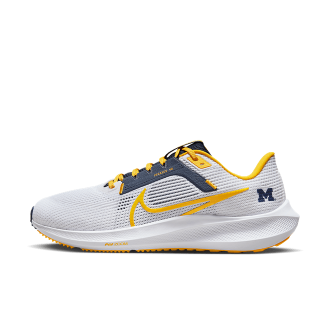 Nike Air Zoom Pegasus 40 'Michigan' DZ6001-100