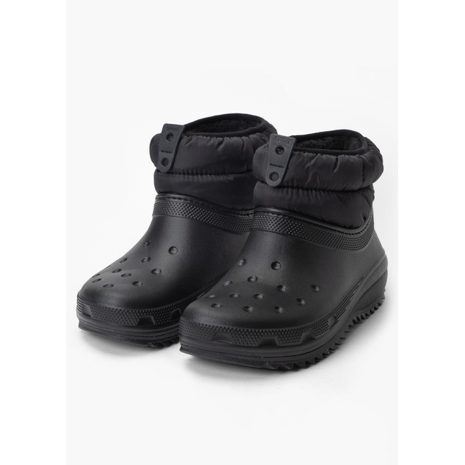 Damen Schneestiefel CROCS CLASSIC NEO PUFF SHORTY BOOT 207311-001