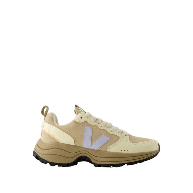 Veja WMNS Venturi Suede  VC0303543A