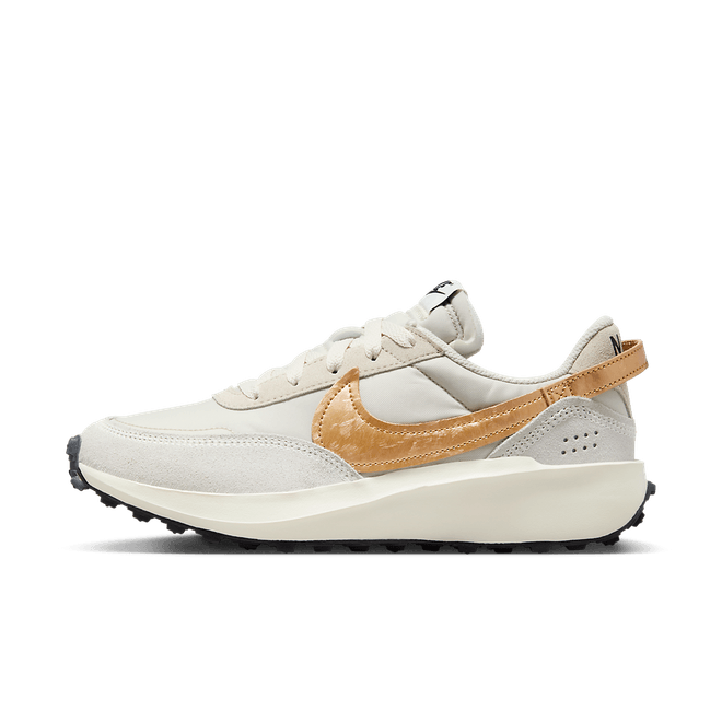 Nike Wmns Waffle Debut 'Light Orewood Brown Metallic Gold'  FD0555 100