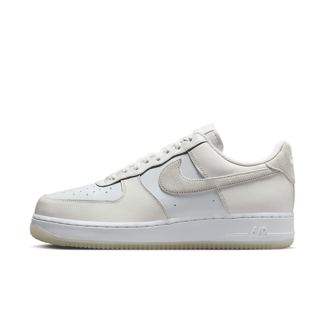 Nike Air Force 1 '07 LV8 FN5832-100