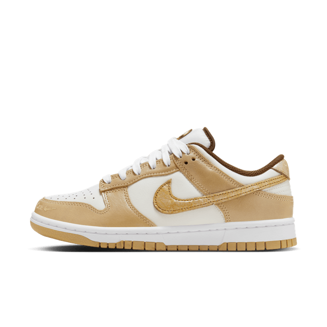 Nike Wmns Dunk Low LX 'Be The One'  HM3695 071