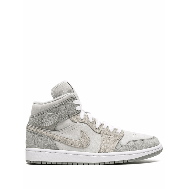 Jordan Air Jordan 1 Mid SE 