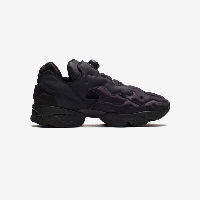 Reebok Instapump in black - Size 10 FAB0011000