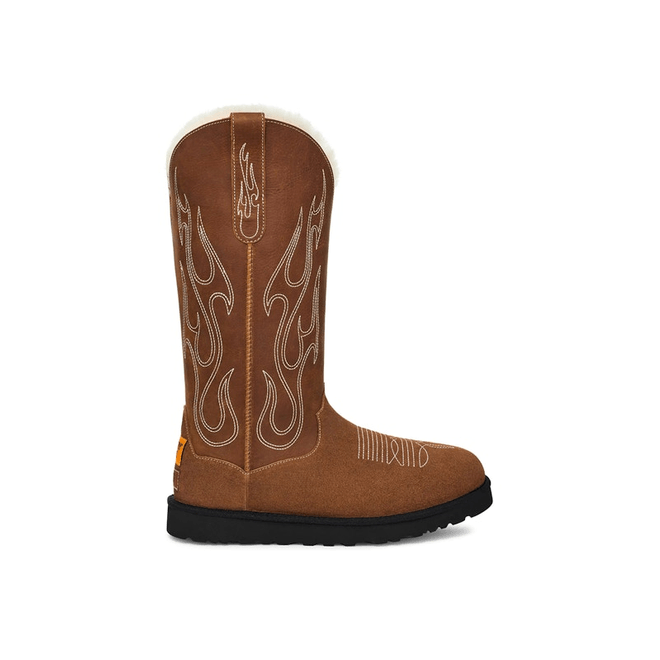 UGG Stitched Boot Gallery Dept. 1169992-BRN