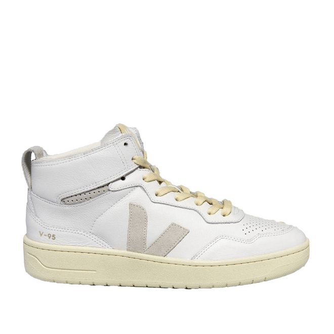 Veja V-95 Leather  QZ2003683B