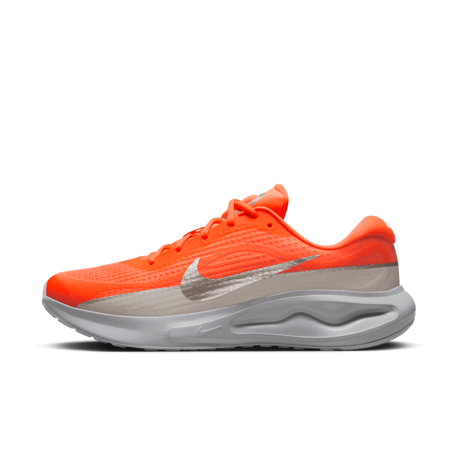 Nike Journey Run Premium Hyper Crimson Wolf Grey Safety Orange Metallic Silver HQ2936-800