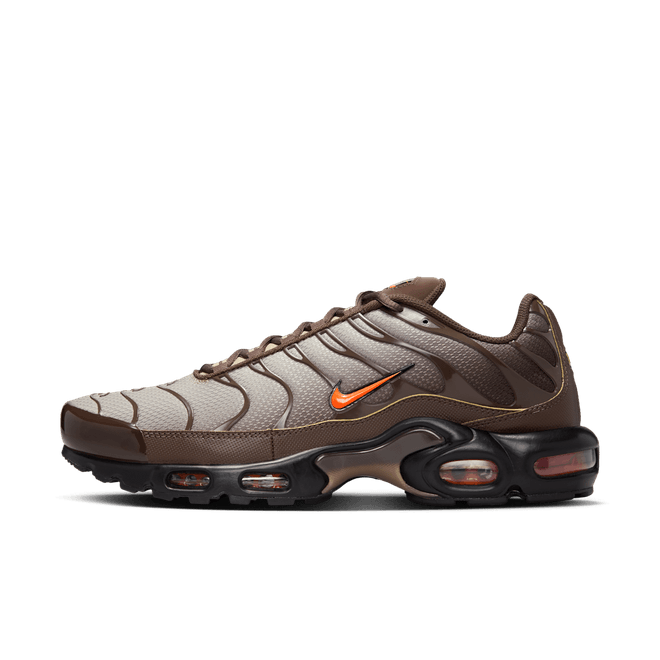 Nike Air Max Plus Baroque Brown Safety Orange DM0032-200
