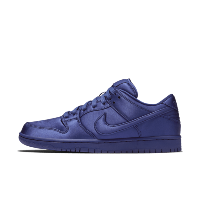 Nike SB Dunk Low 'NBA Satin' AR1577-446