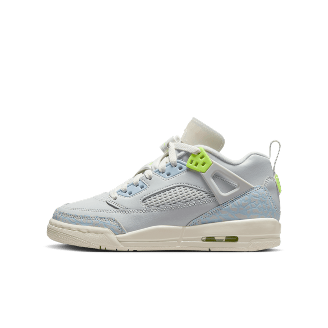 Jordan Spizike Low Big Kids' IB4465-025