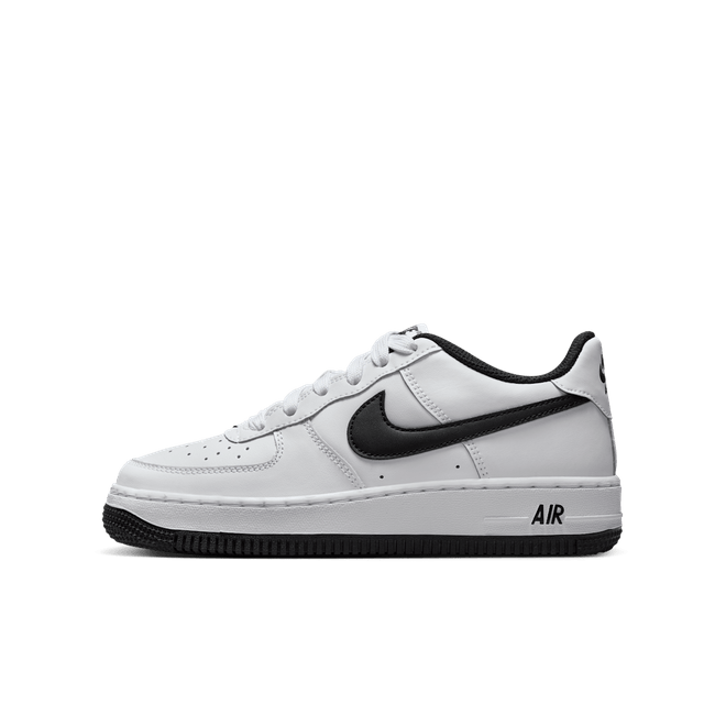 Nike Air Force 1 LV8 Older Kids' IB8845-100