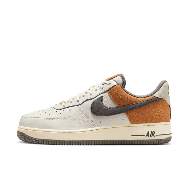 Nike Air Force 1 '07 LV8 IB7718-030