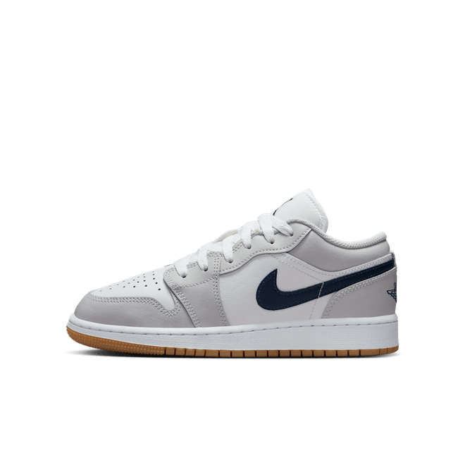 Nike Air Jordan 1 Low Older Kids' 553560-146