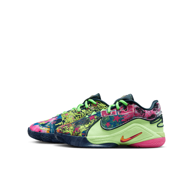 Nike LeBron XXII Older Kids' Basketball IB9255-400