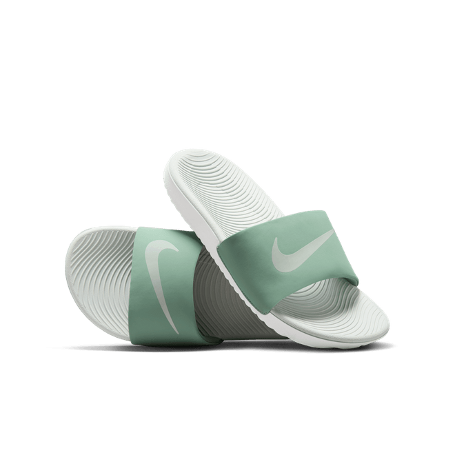 Nike Kawa Older Kids' FJ8812-001