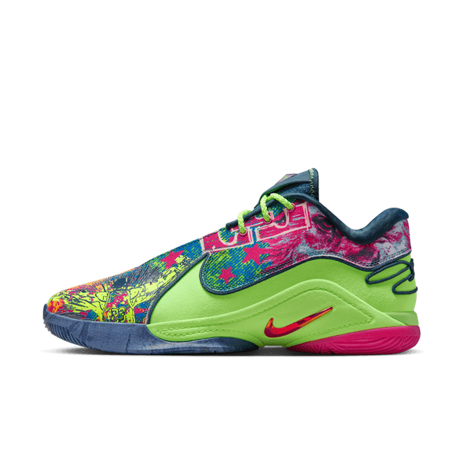 Nike LeBron XXII Basketball HV8451-400