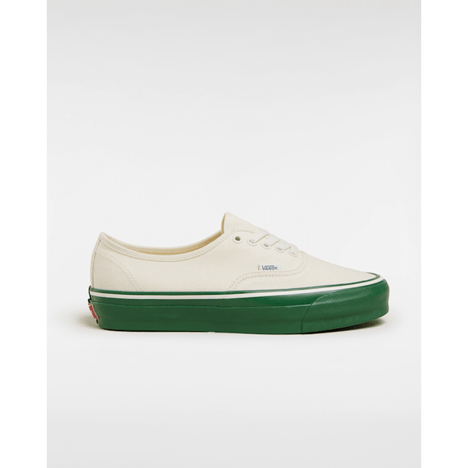 Vans - Premium Authentic  VN000EBNWGR