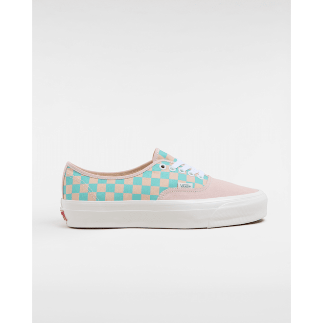 Vans - Premium Authentic  VN000EBNO3N