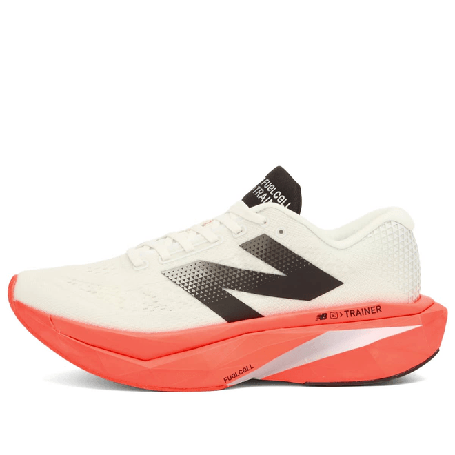 New Balance Supercomp Traer v3  MRCXY4
