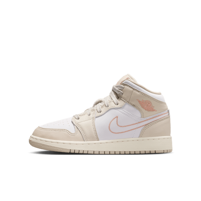Nike Air Jordan 1 Mid SE Older Kids' HQ5879-100